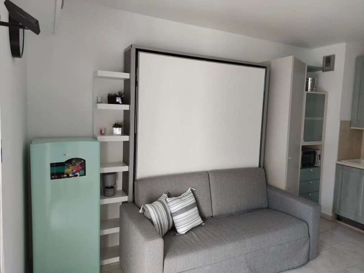 Soleil Et Mer In Victoria Beach Apartment Menton