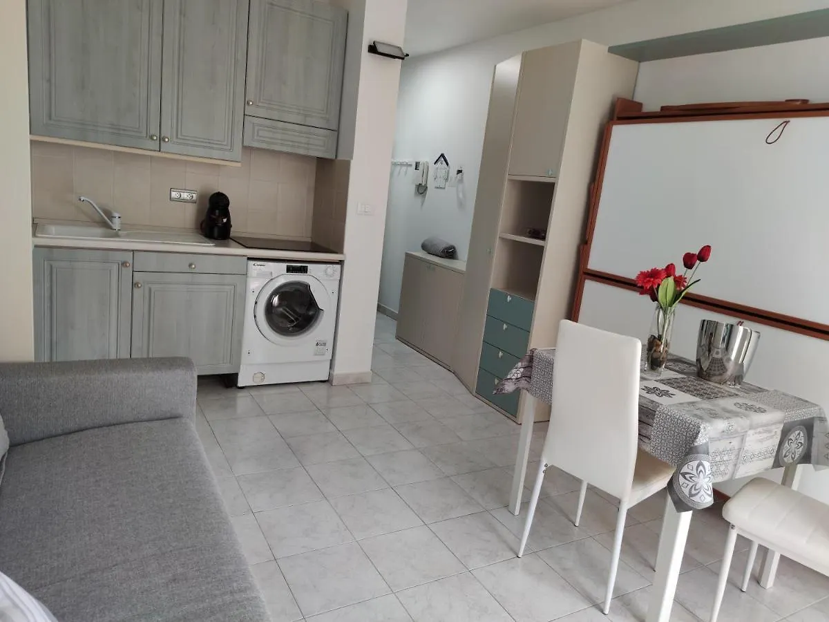 Soleil Et Mer In Victoria Beach Apartment Menton