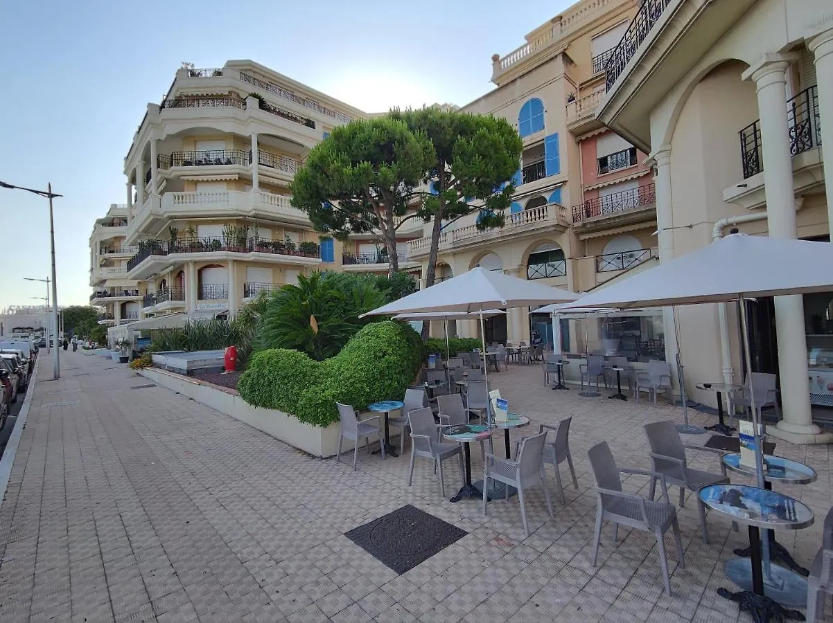 شقة مينتون  في Soleil Et Mer In Victoria Beach
