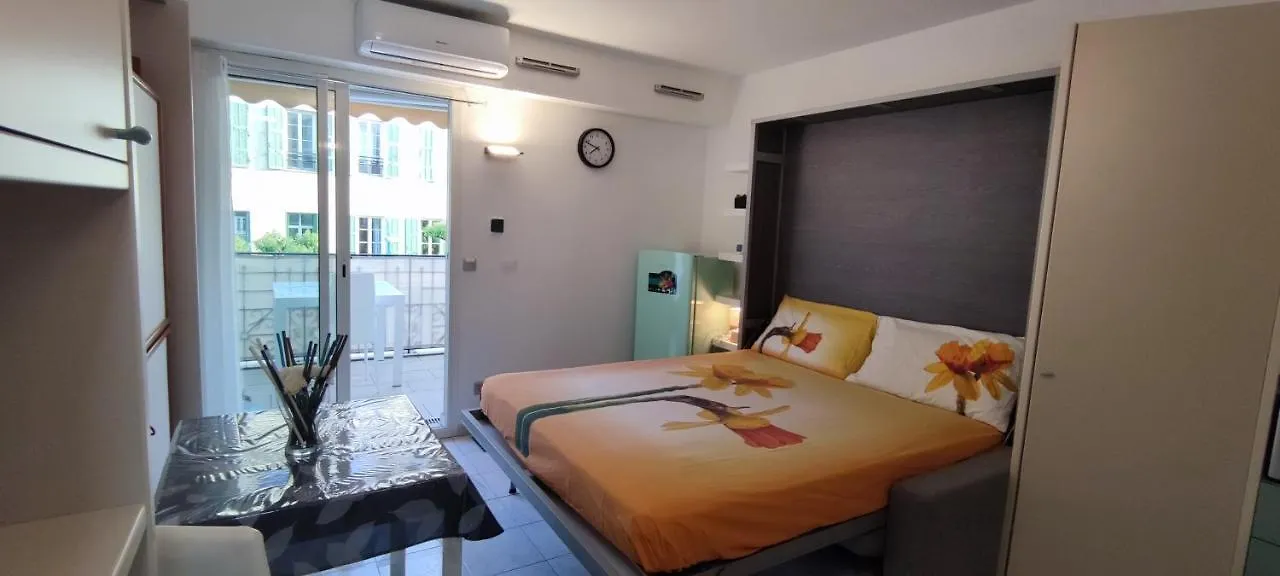 Soleil Et Mer In Victoria Beach Apartment Menton 0*,
