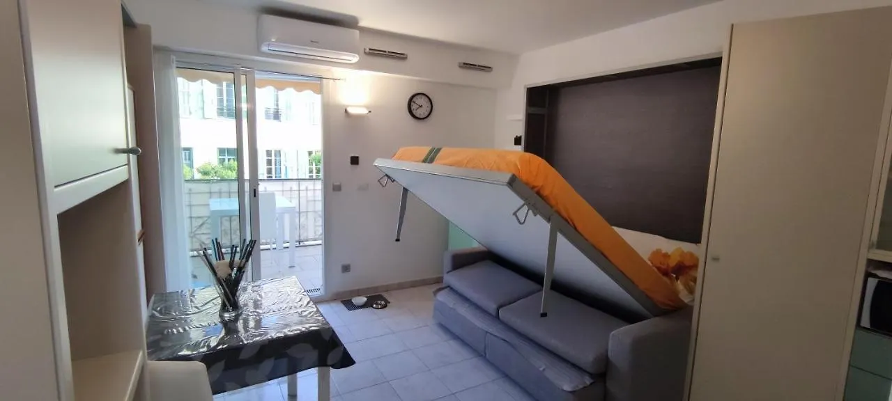 Soleil Et Mer In Victoria Beach Apartment Menton